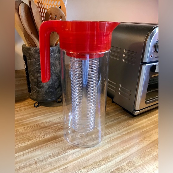 2/$10 PRIMULA Tall Plastic Fruit Infuser Water Pitcher Cucumber Water Container - Picture 3 of 14